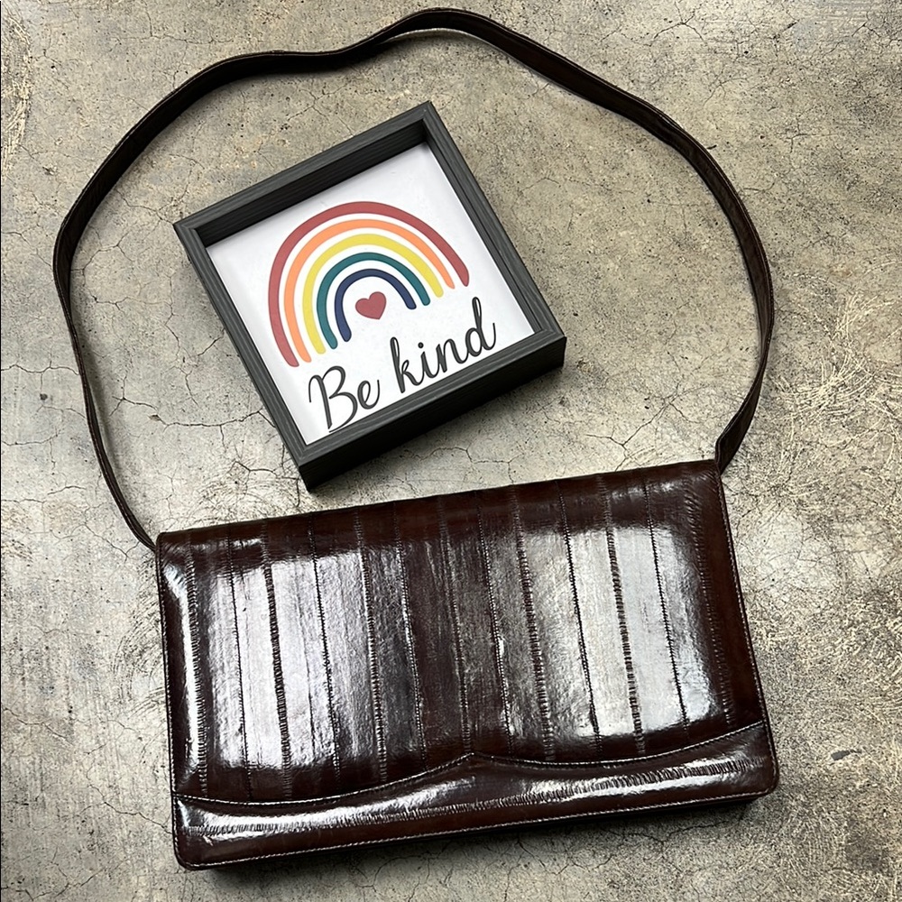 * Vintage Brown Leather Crossbody Bag